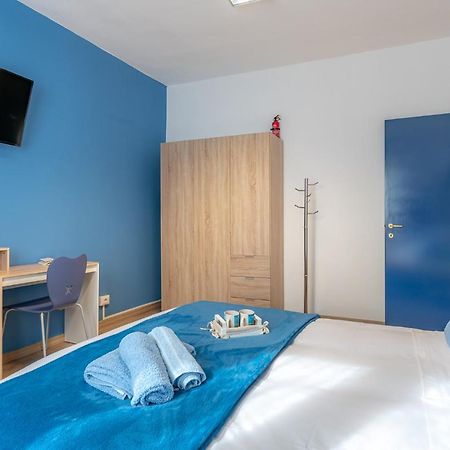Bilocale Blue Relax Apartment แอร์บา ภายนอก รูปภาพ
