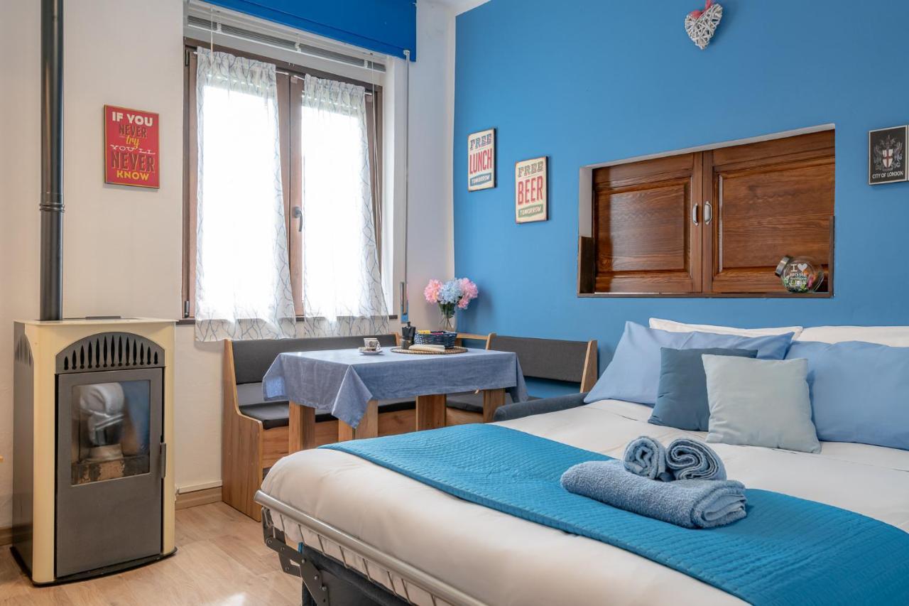 Bilocale Blue Relax Apartment แอร์บา ภายนอก รูปภาพ