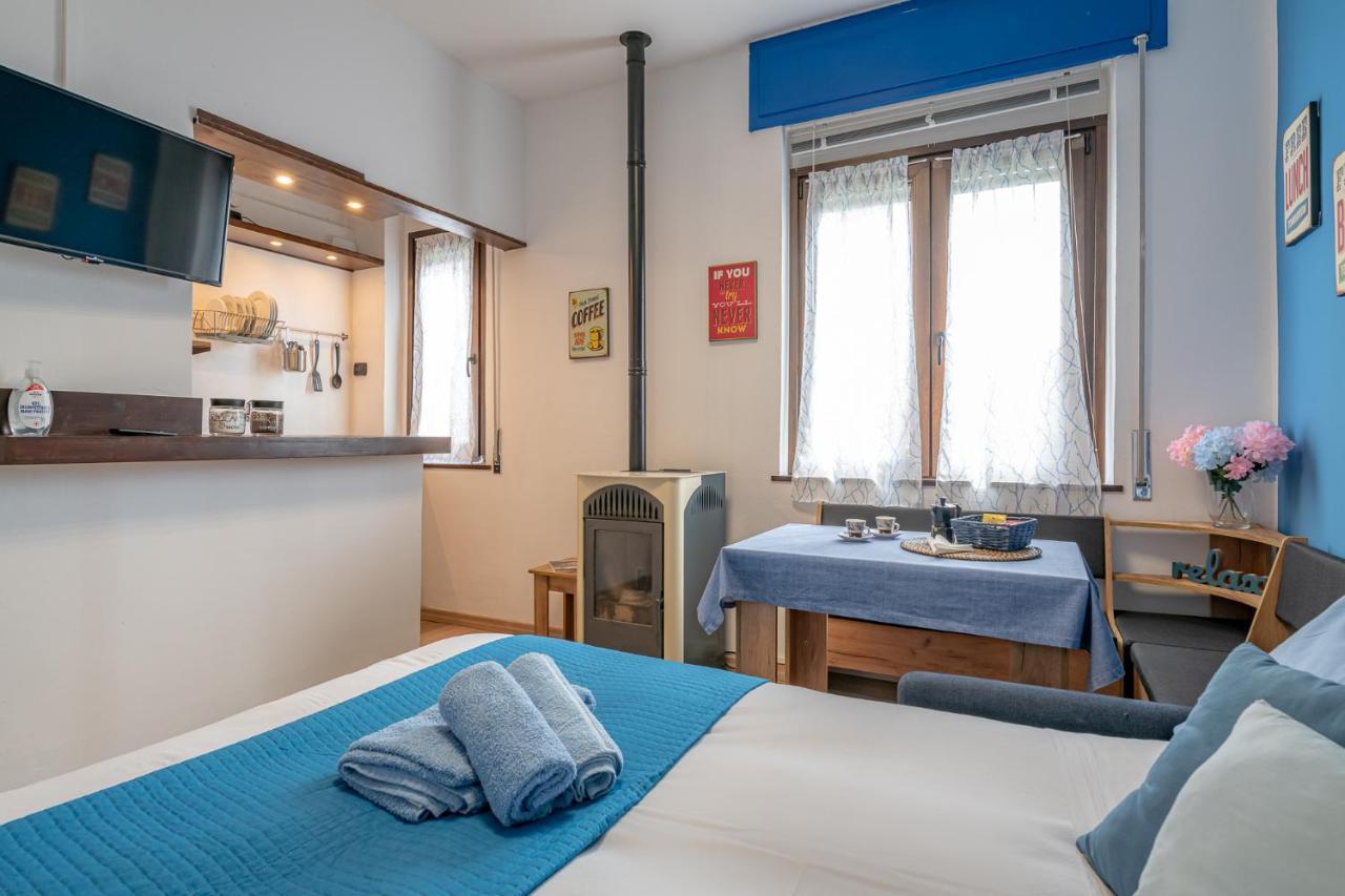 Bilocale Blue Relax Apartment แอร์บา ภายนอก รูปภาพ